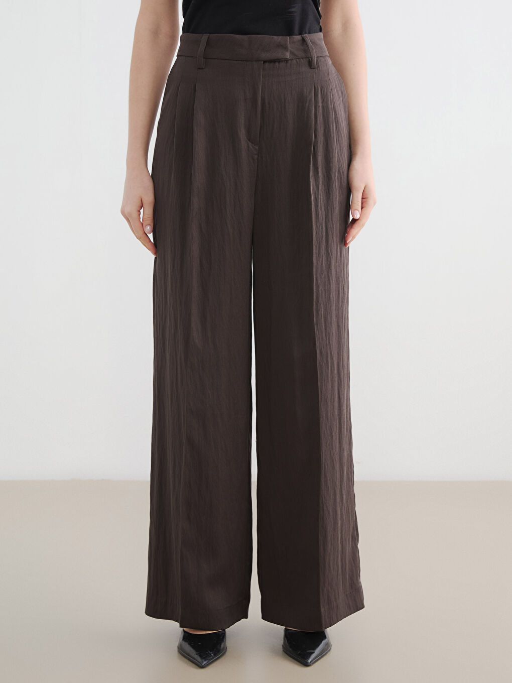 Плисиран панталон от плат с широк крачол за жени със свободна кройка-1