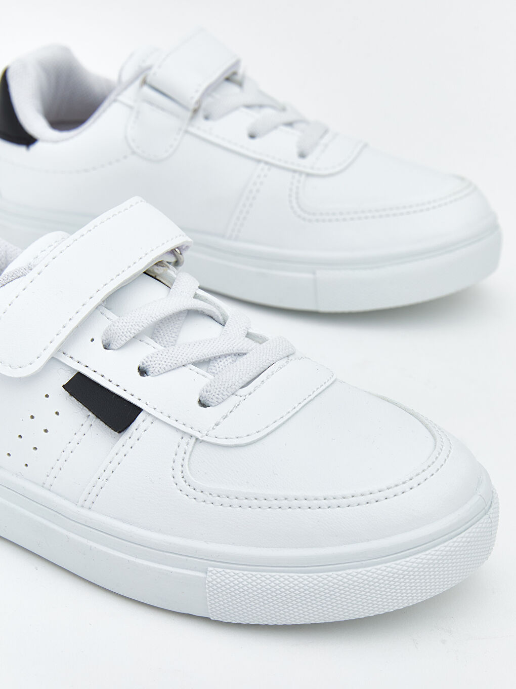 Beyaz Bağcık ve Cırt Cırtlı Erkek Bebek Spor Ayakkabı-2