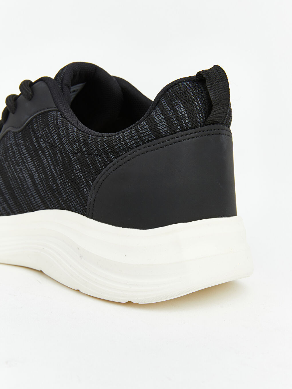 Siyah Bağcıklı Erkek Spor Ayakkabı-3