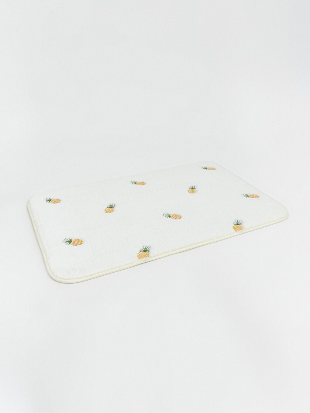 Ananas Vezeni Prostirka za kupatilo 50x80 cm-1