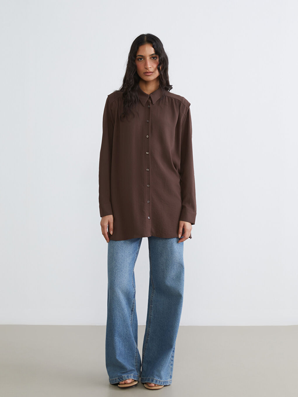 Kahverengi Büzgülü Oversize Kadın Gömlek Tunik-1