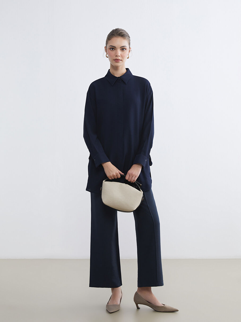 Lacivert Bağlama Detaylı Kadın Gömlek Tunik-1