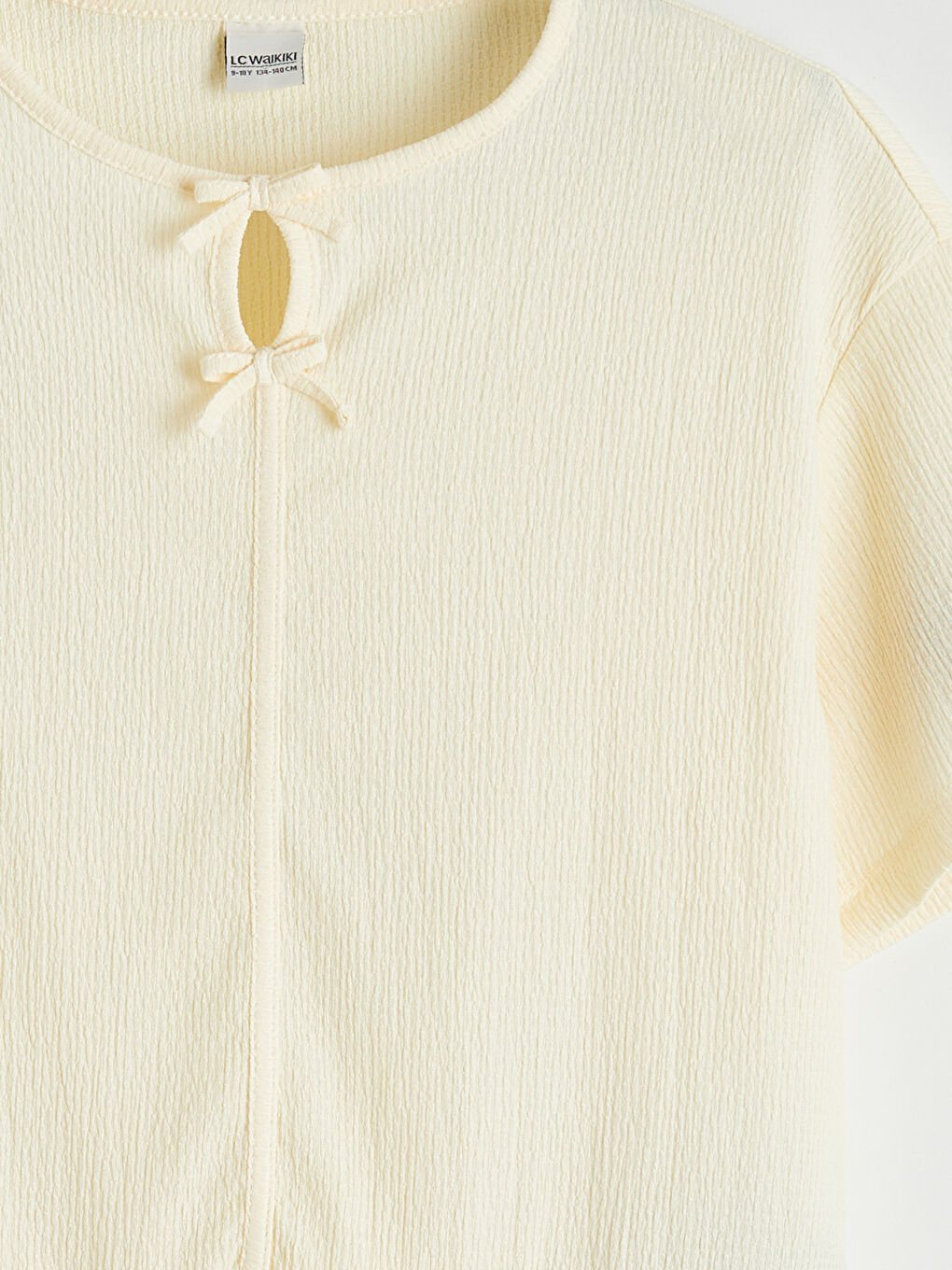 Bej Fiyonk ve Fırfır Detaylı Kız Çocuk Tişört-2