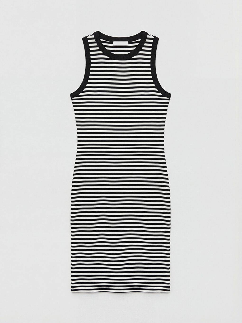 Robe Rayée à Col Rond-4