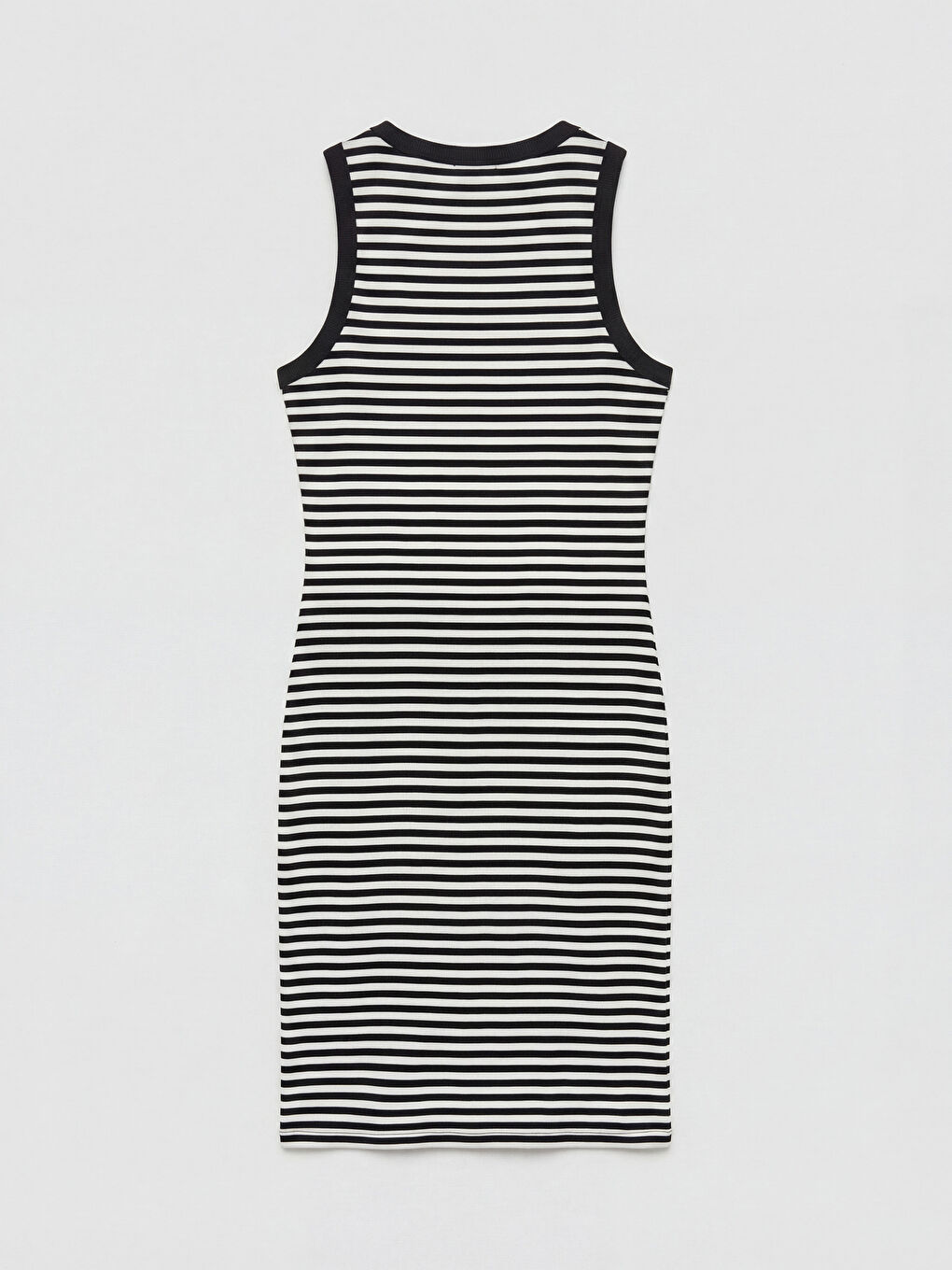 Robe Rayée à Col Rond-5