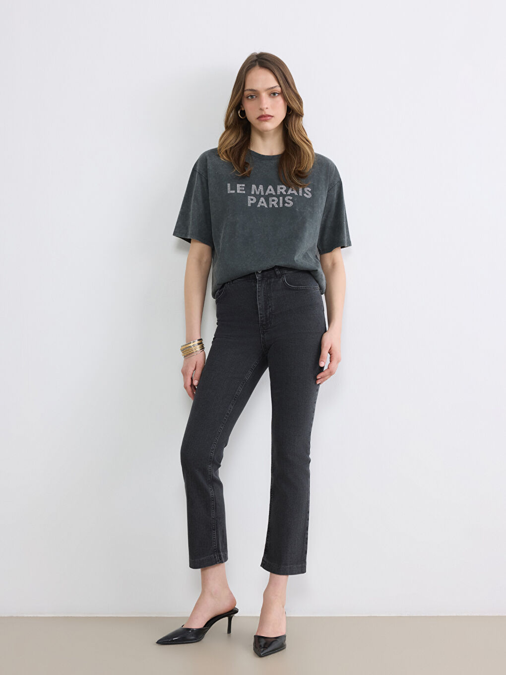 Antrasit Paris Baskılı Taşlı Oversize Kadın Tişört-1