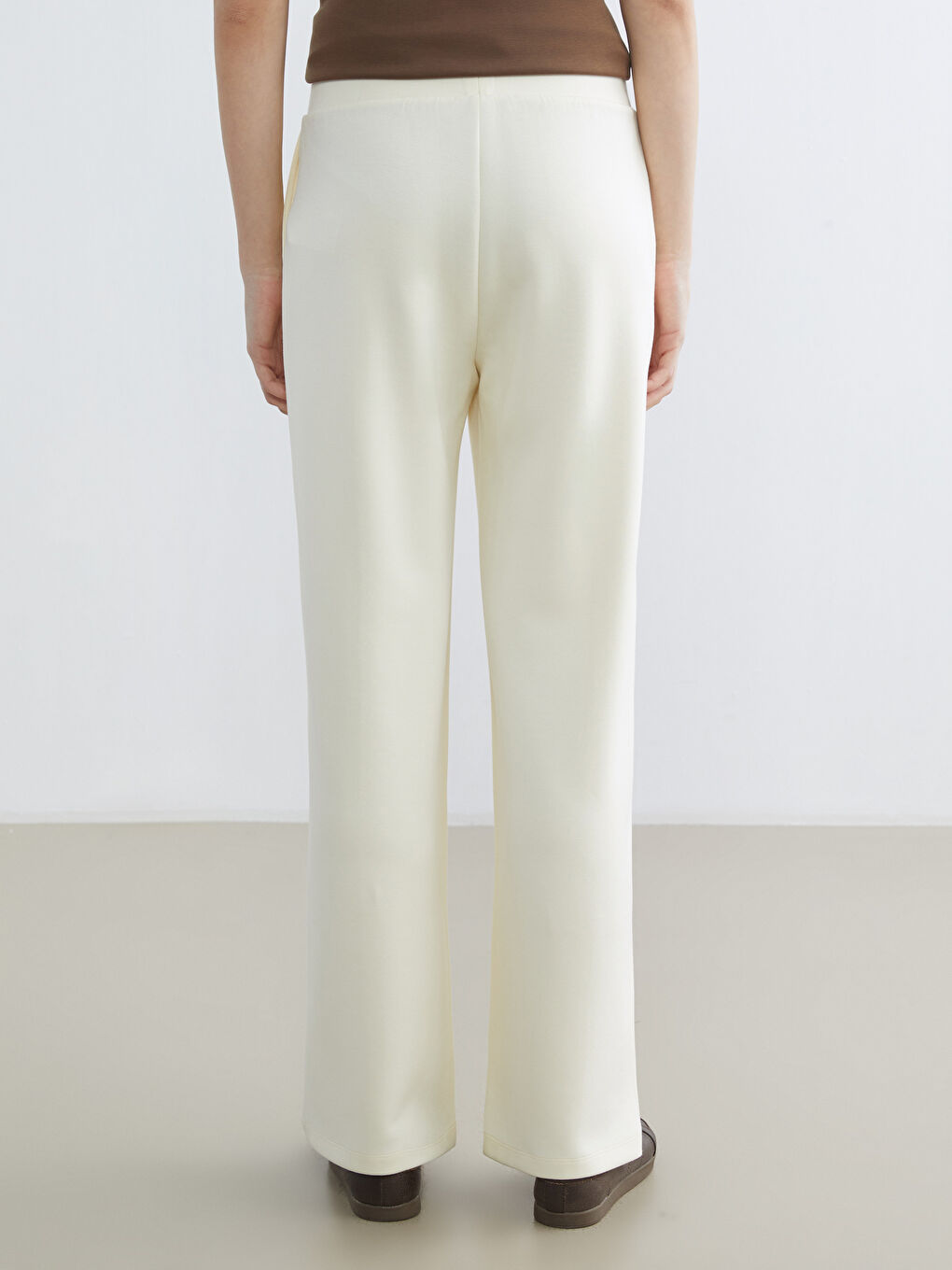 Woman YELLOW Sweatpants-3