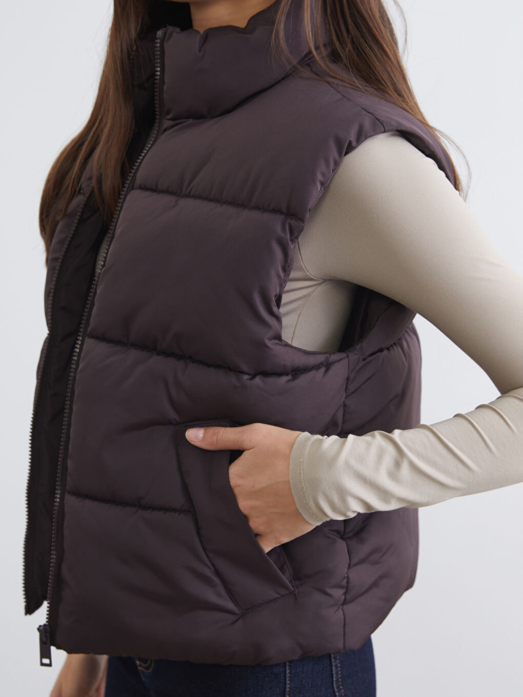 Mock Neck Women's Puffer Gilet-3