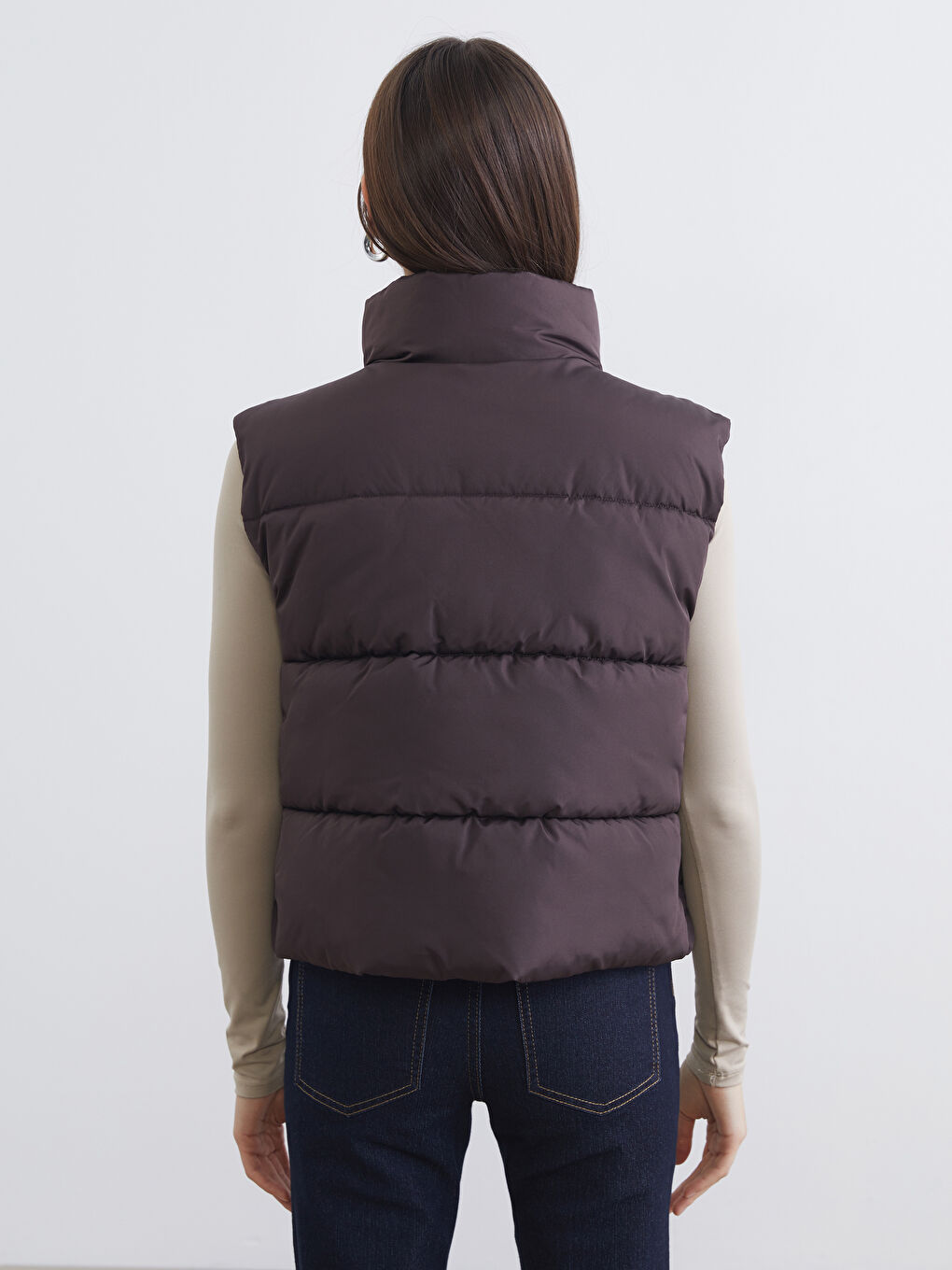 Mock Neck Women's Puffer Gilet-4