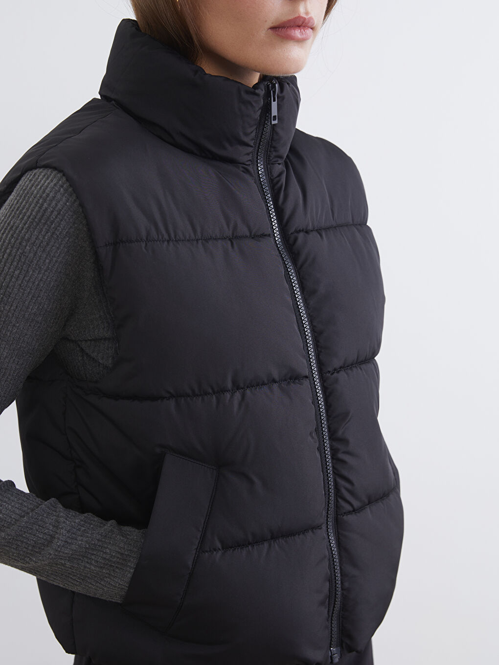 Әйелдер қара Пуховик жилет-3