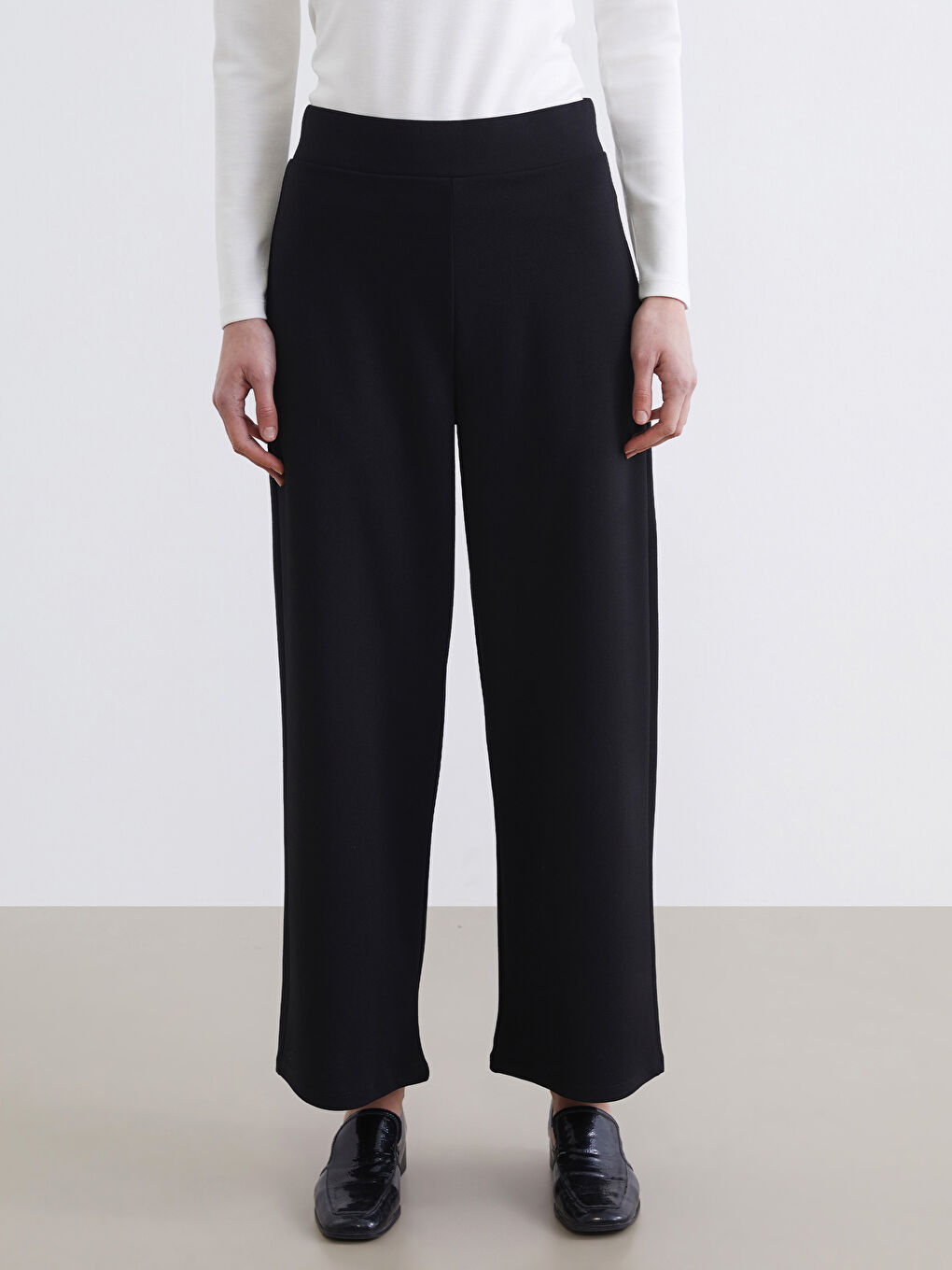 پانتۆڵ ڕه‌ش ژن-1