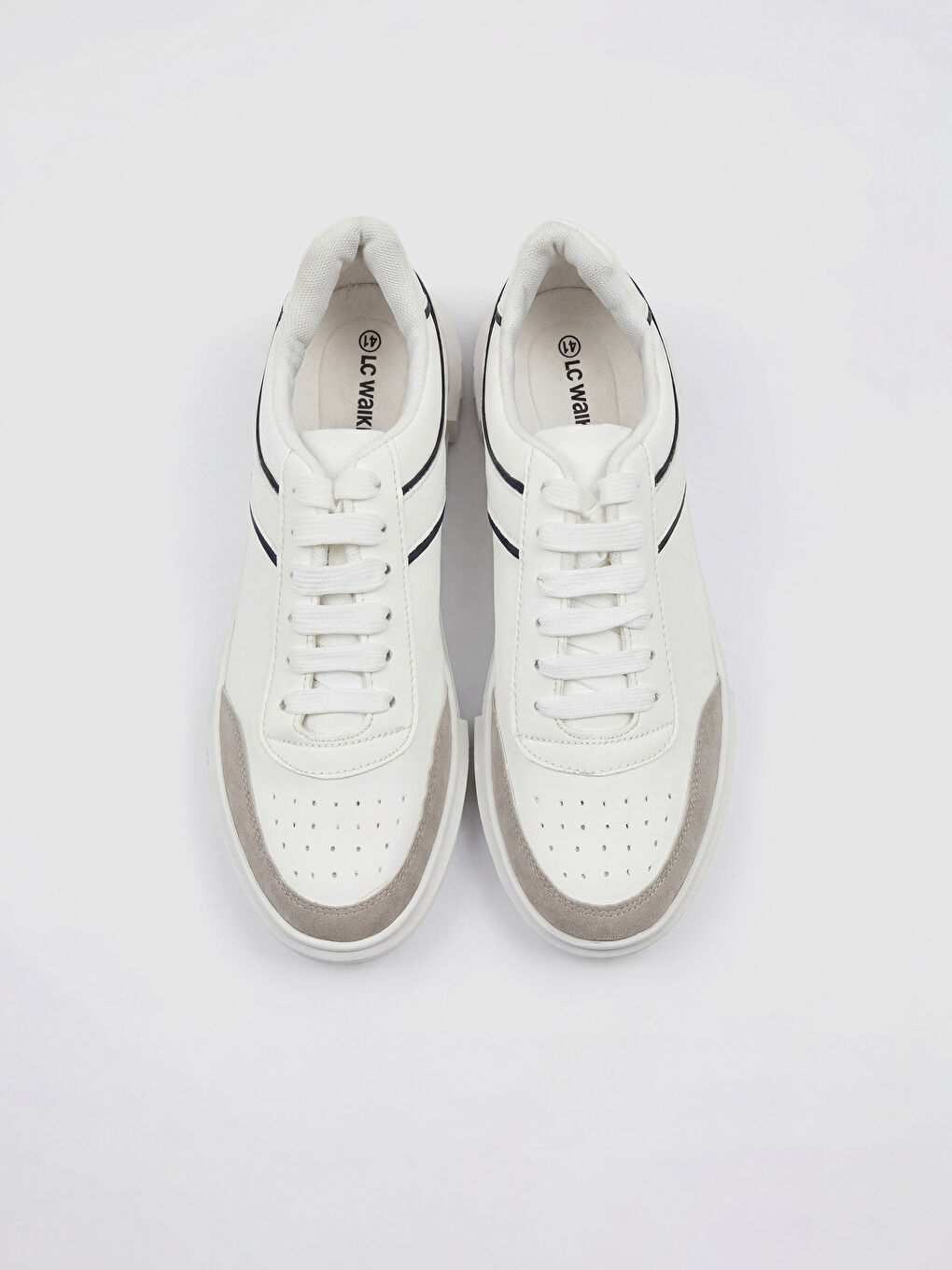 أحذية رياضية رجالي برباط