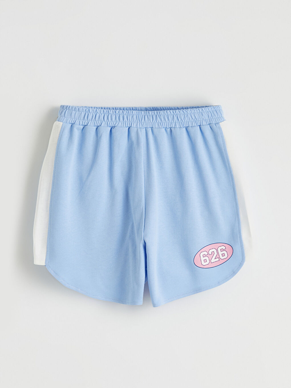 Stitch Printed Girls' T-shirt and Shorts-4