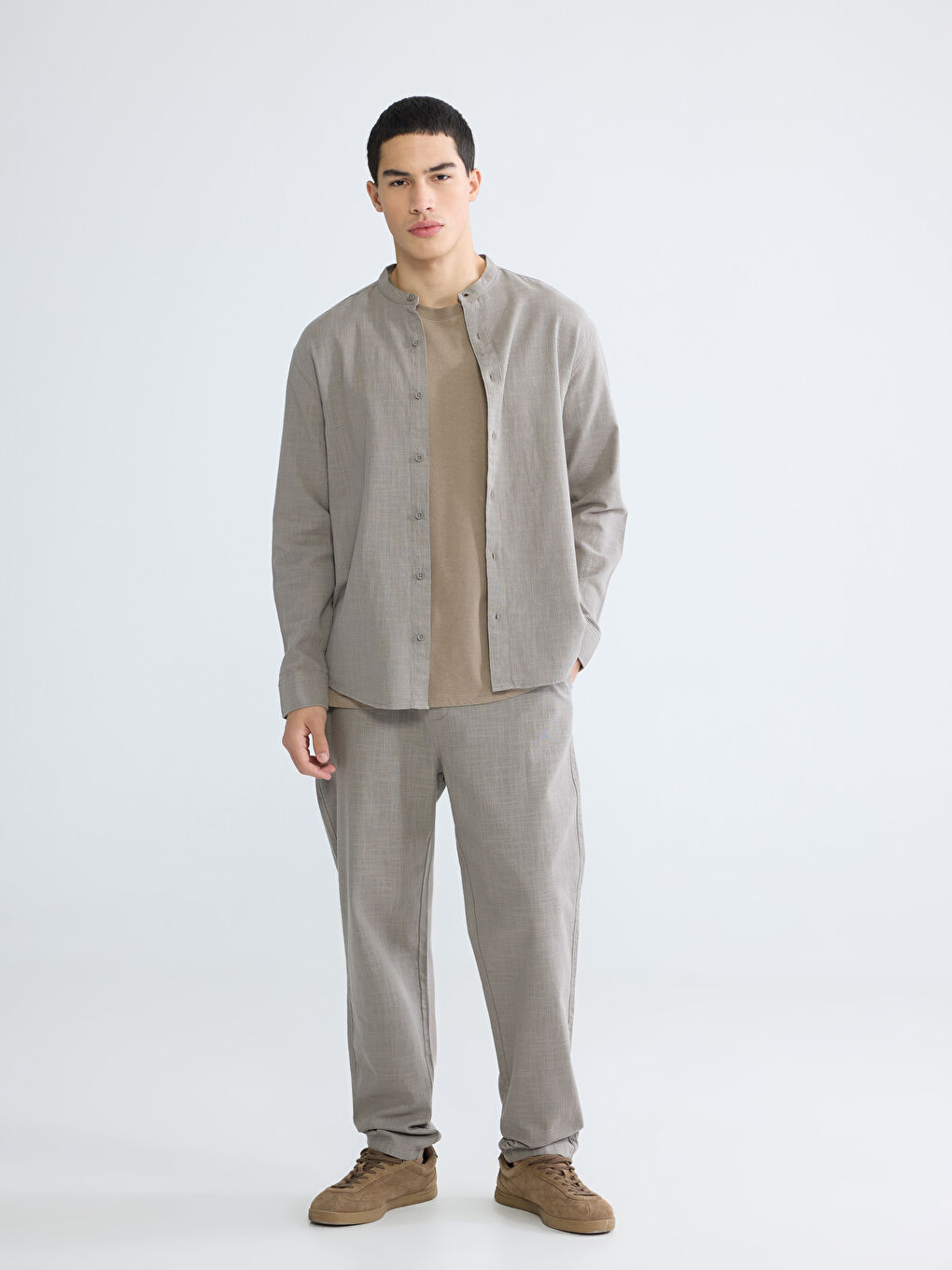 მამაკაცები ბეჟი პერანგი-1