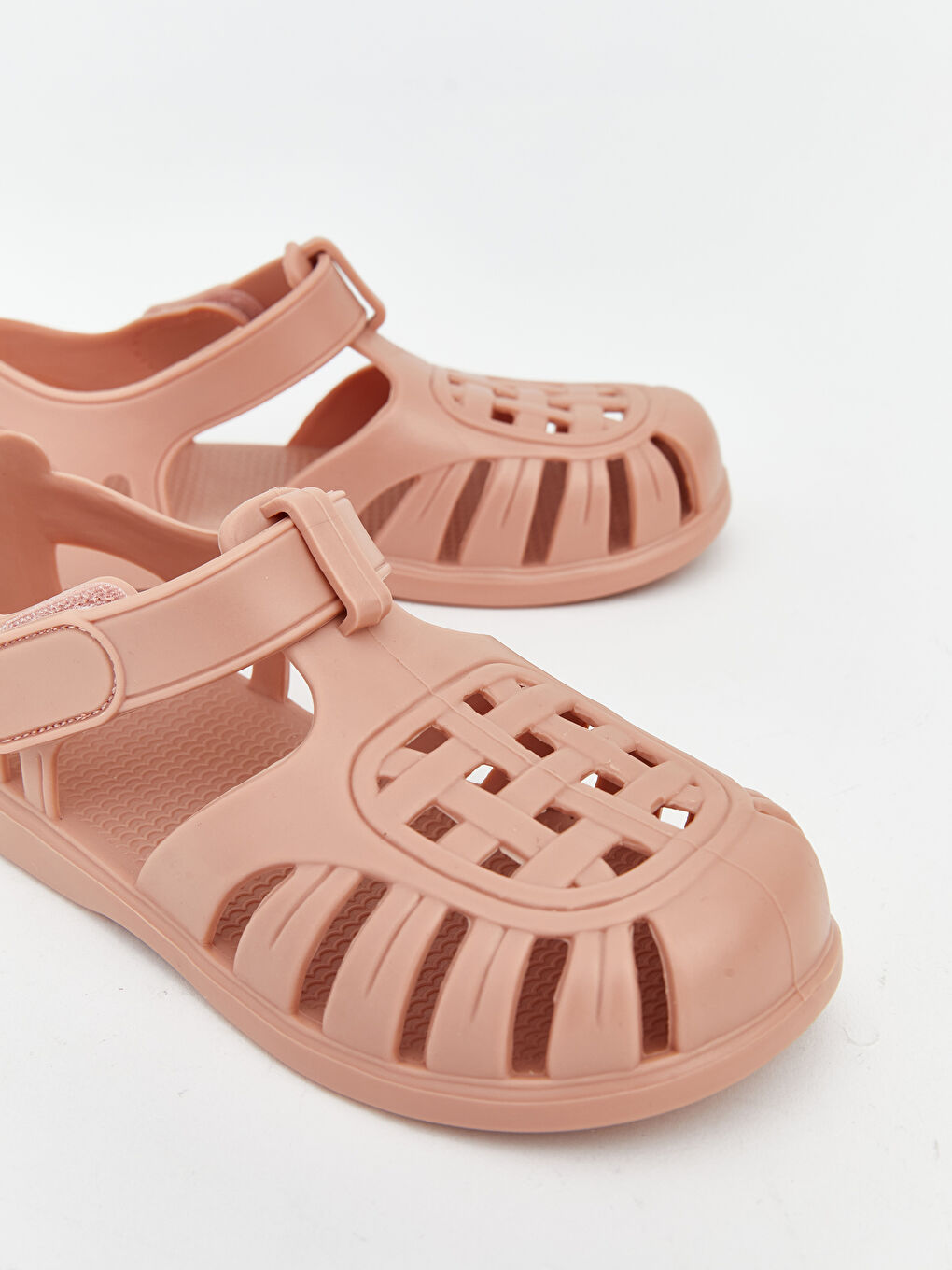 Pembe Cırt Cırt Kapamalı Kız Bebek Sandalet-2