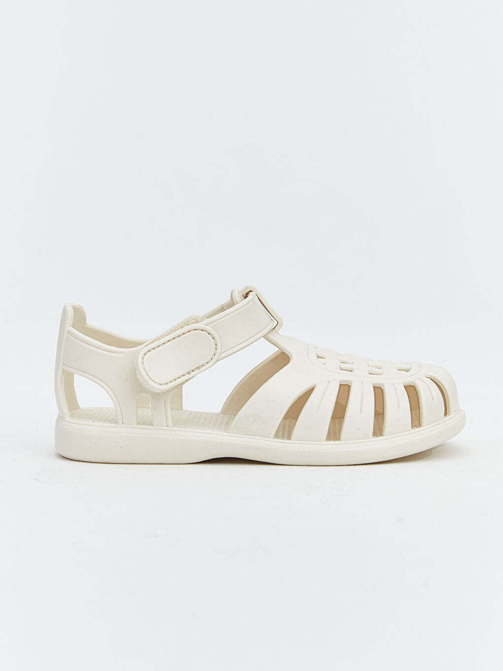 Bej Cırt Cırt Kapamalı Kız Bebek Sandalet-1