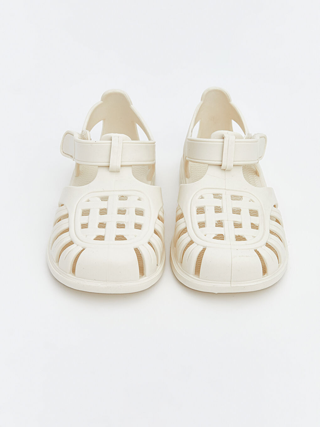 Bej Cırt Cırt Kapamalı Kız Bebek Sandalet-2