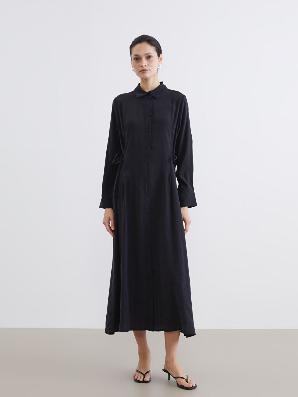 Siyah Beli Bağlamalı Modal Karışımlı Gömlek Elbise