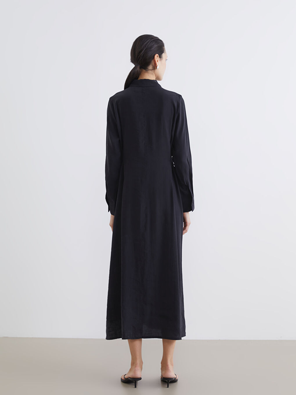 Siyah Beli Bağlamalı Modal Karışımlı Gömlek Elbise-3