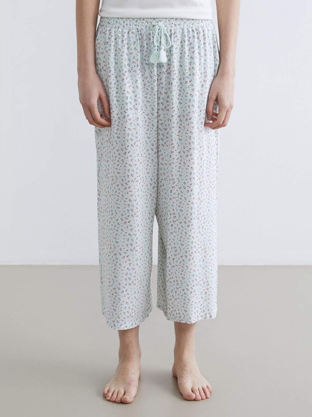 Elastični struk cvetne ženske kapri pidžama donji deo-1