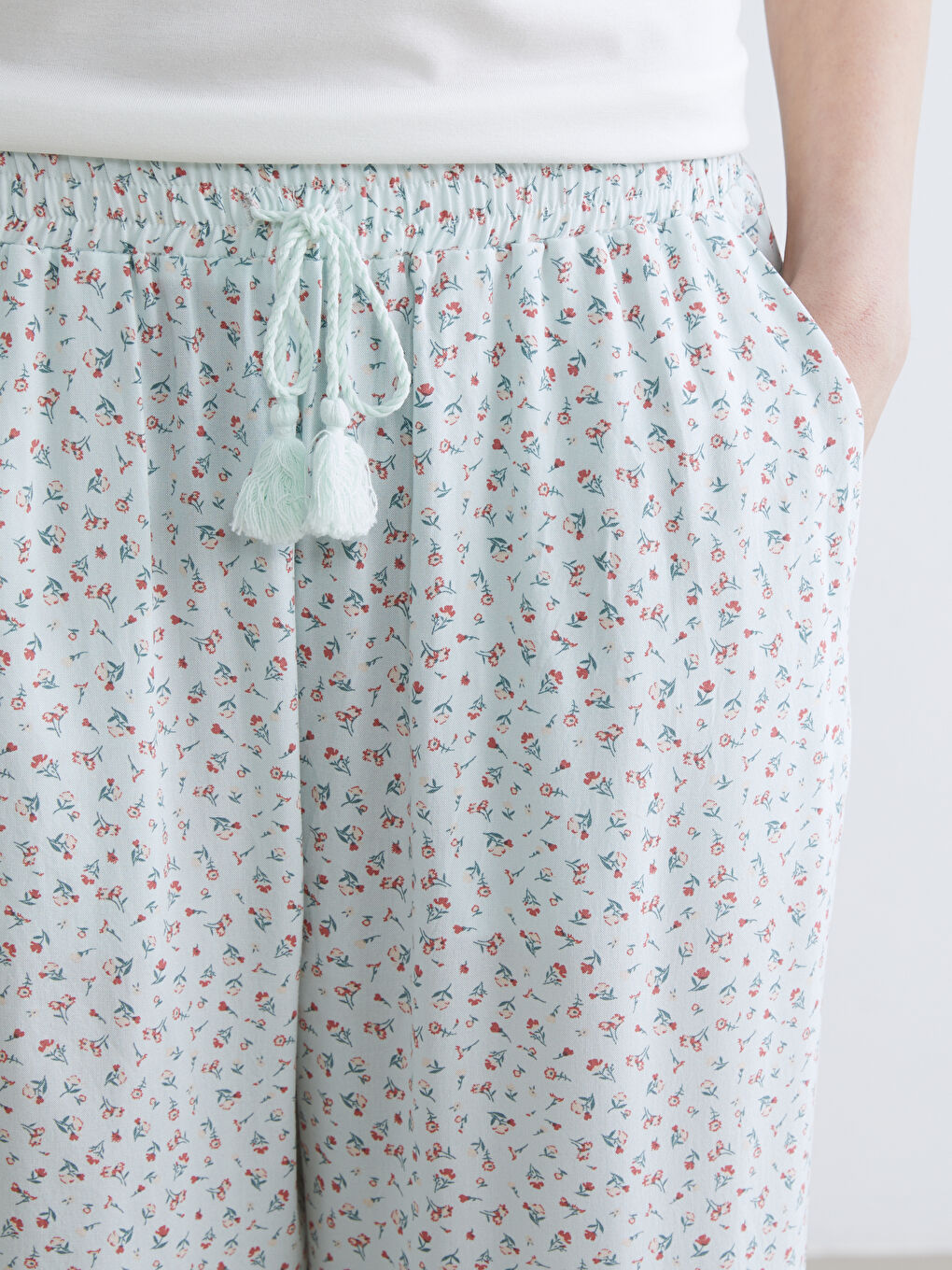 Elastični struk cvetne ženske kapri pidžama donji deo-2