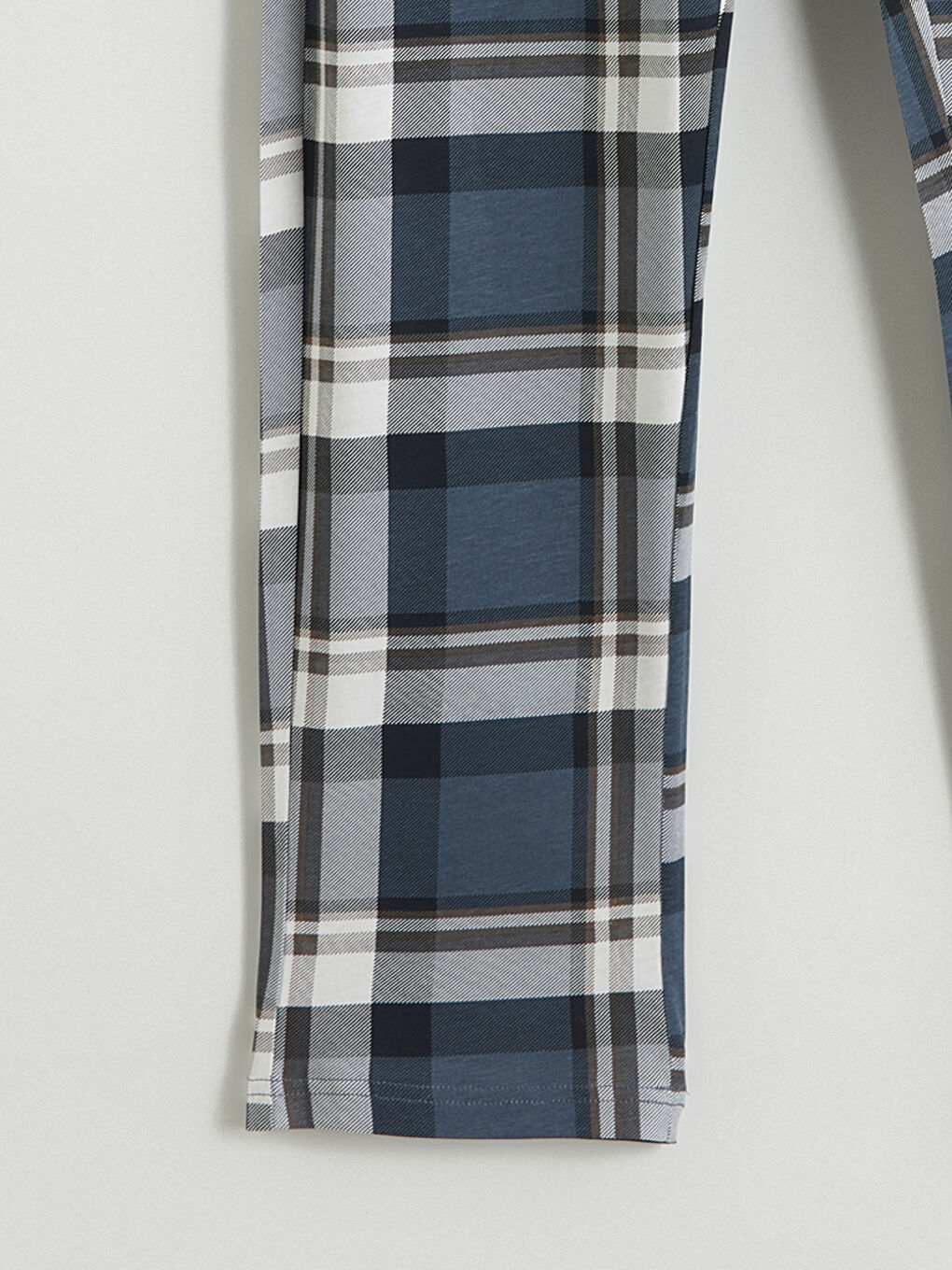 Regular Fit Plaid Men's Pyjamas Set-8