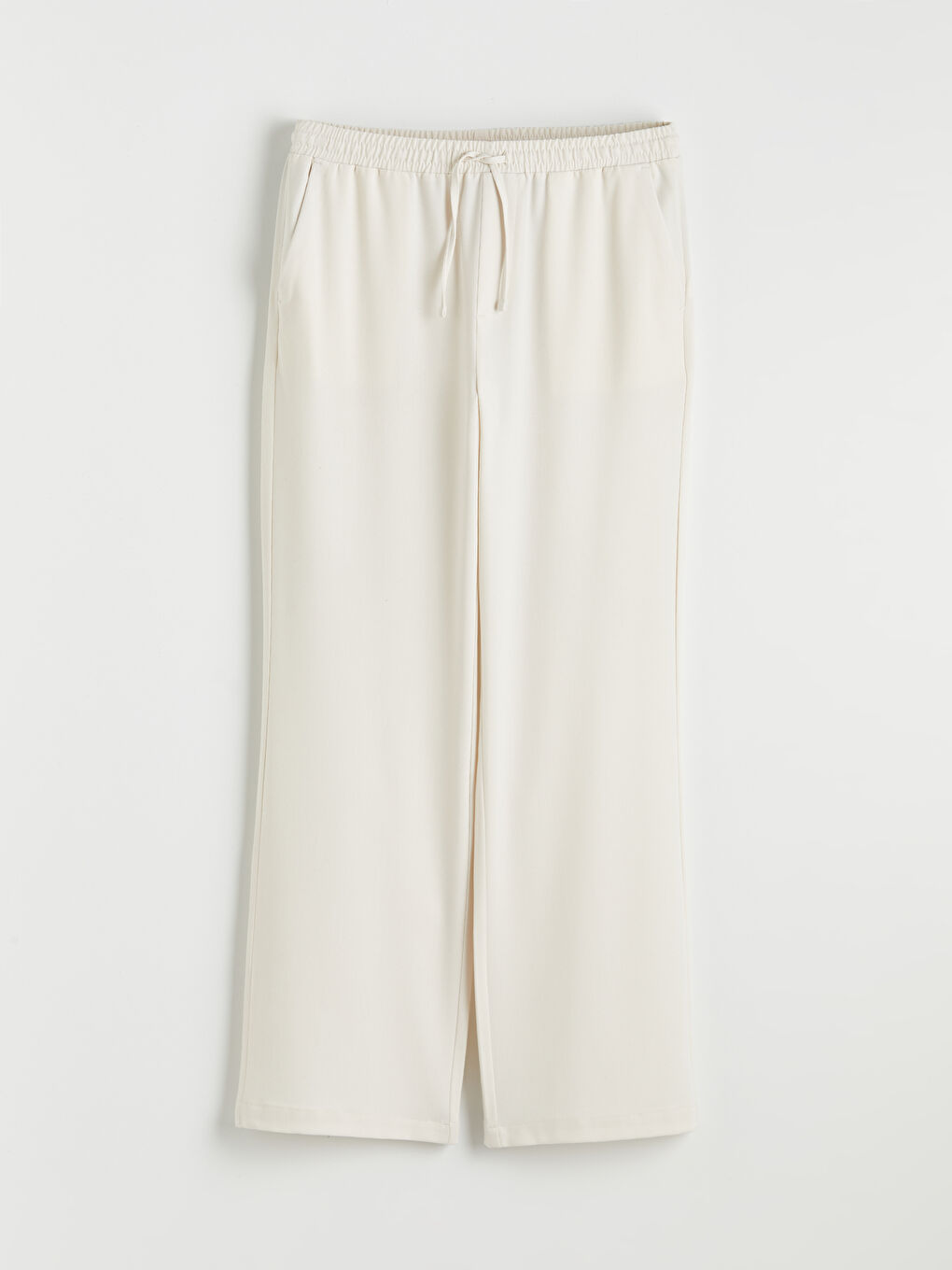 Effortless elegance meets everyday comfort in our wide-leg trousers with a flexible waistband.-4