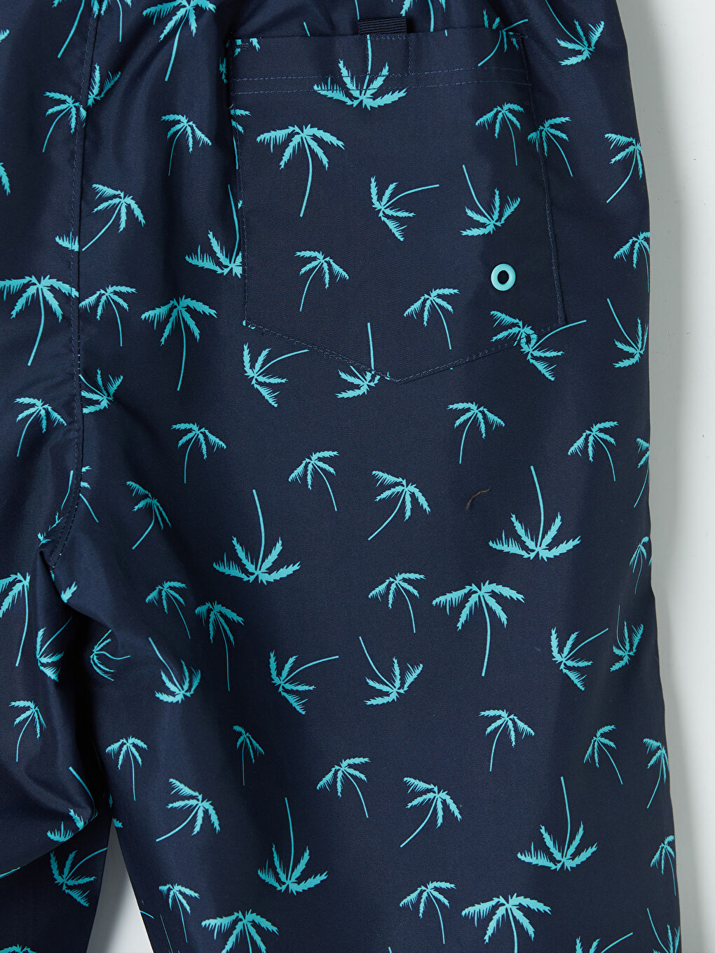 Lacivert Diz Hizası Boy Palmiye Desenli Erkek Deniz Şortu-3