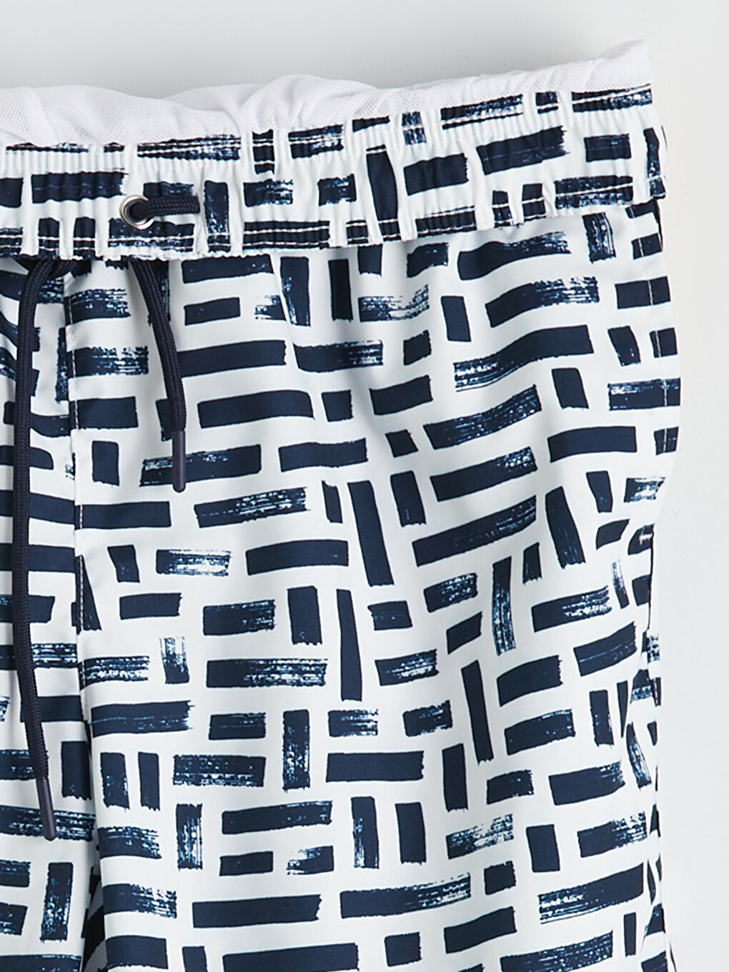 Lacivert Diz Altı Boy Desenli Erkek Deniz Şortu-1