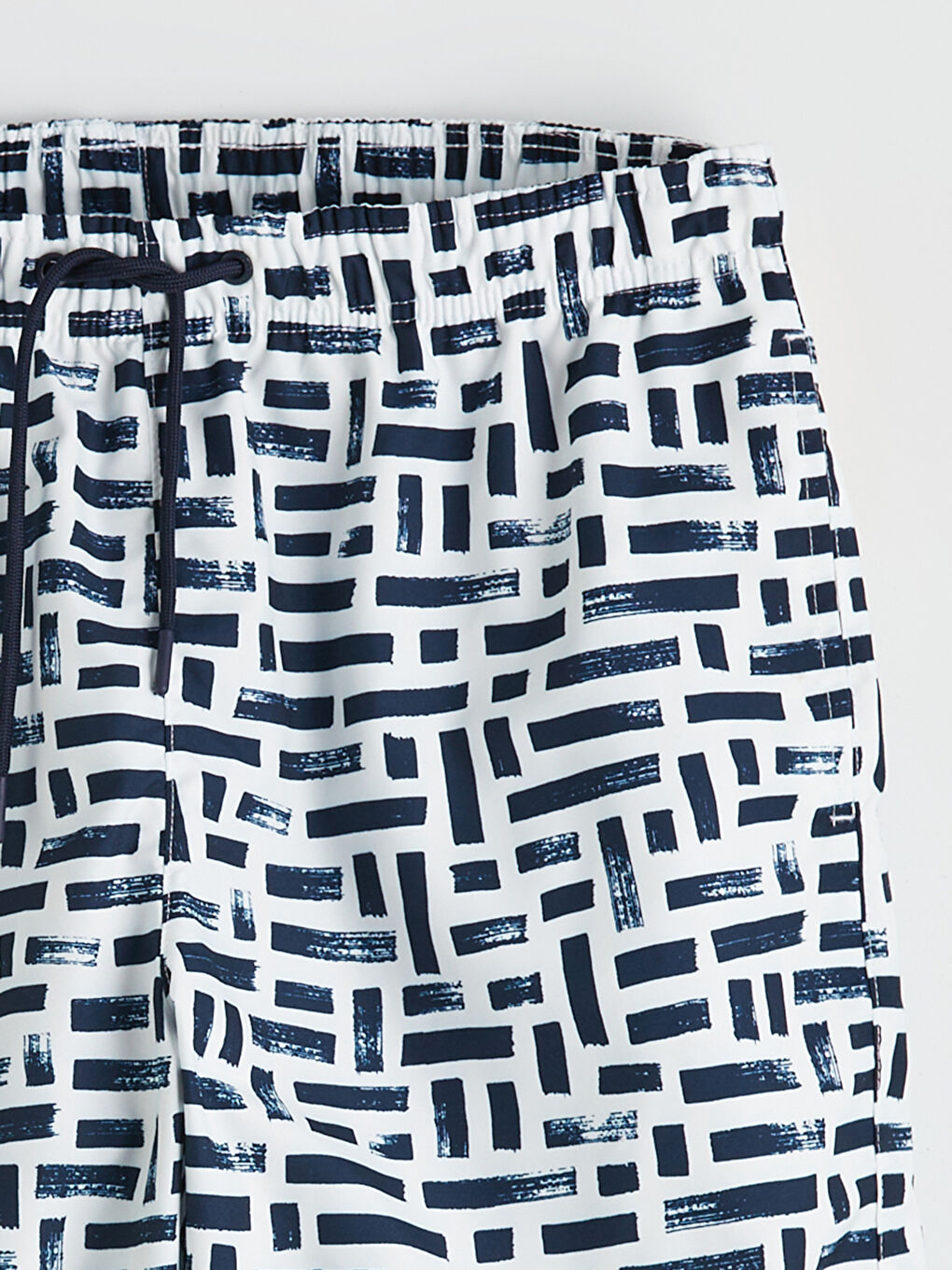 Lacivert Diz Altı Boy Desenli Erkek Deniz Şortu-2
