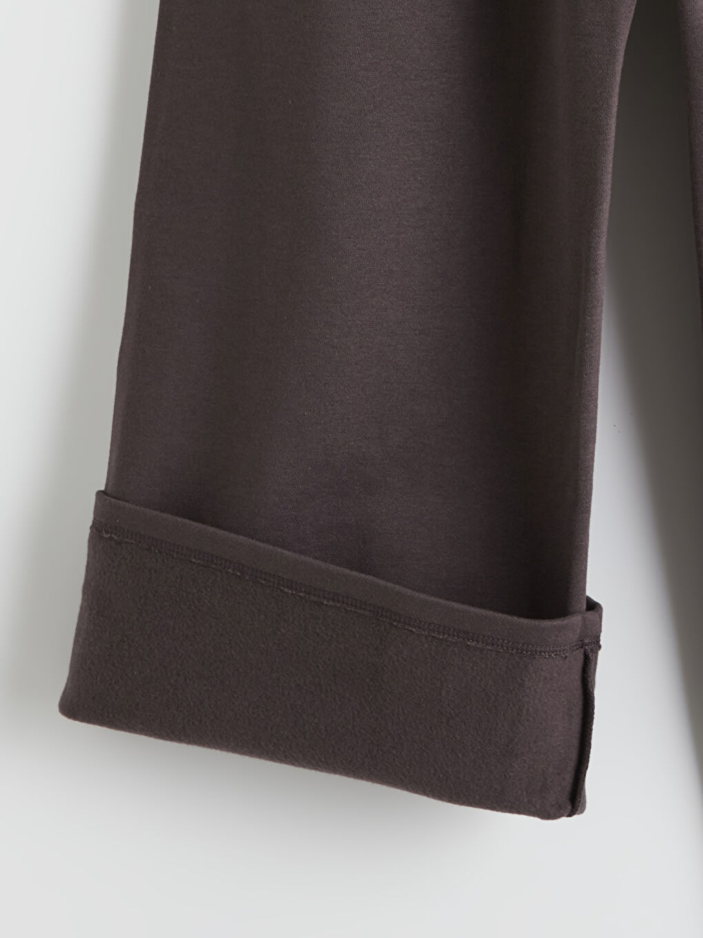 BOJA ŠLJIVE Donji deo trenerke Devojka-1