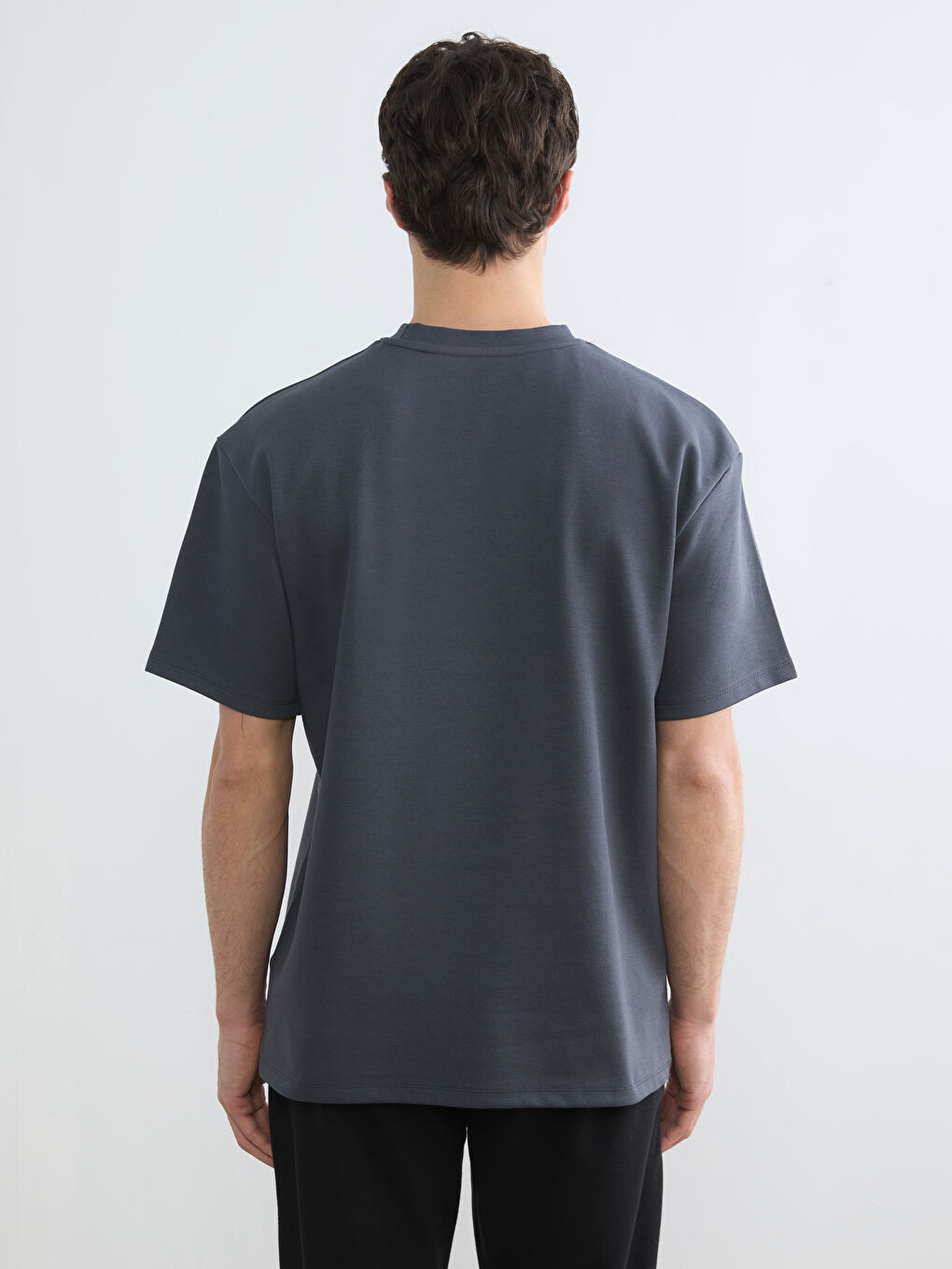 Man ANTHRACITE T-Shirt-4