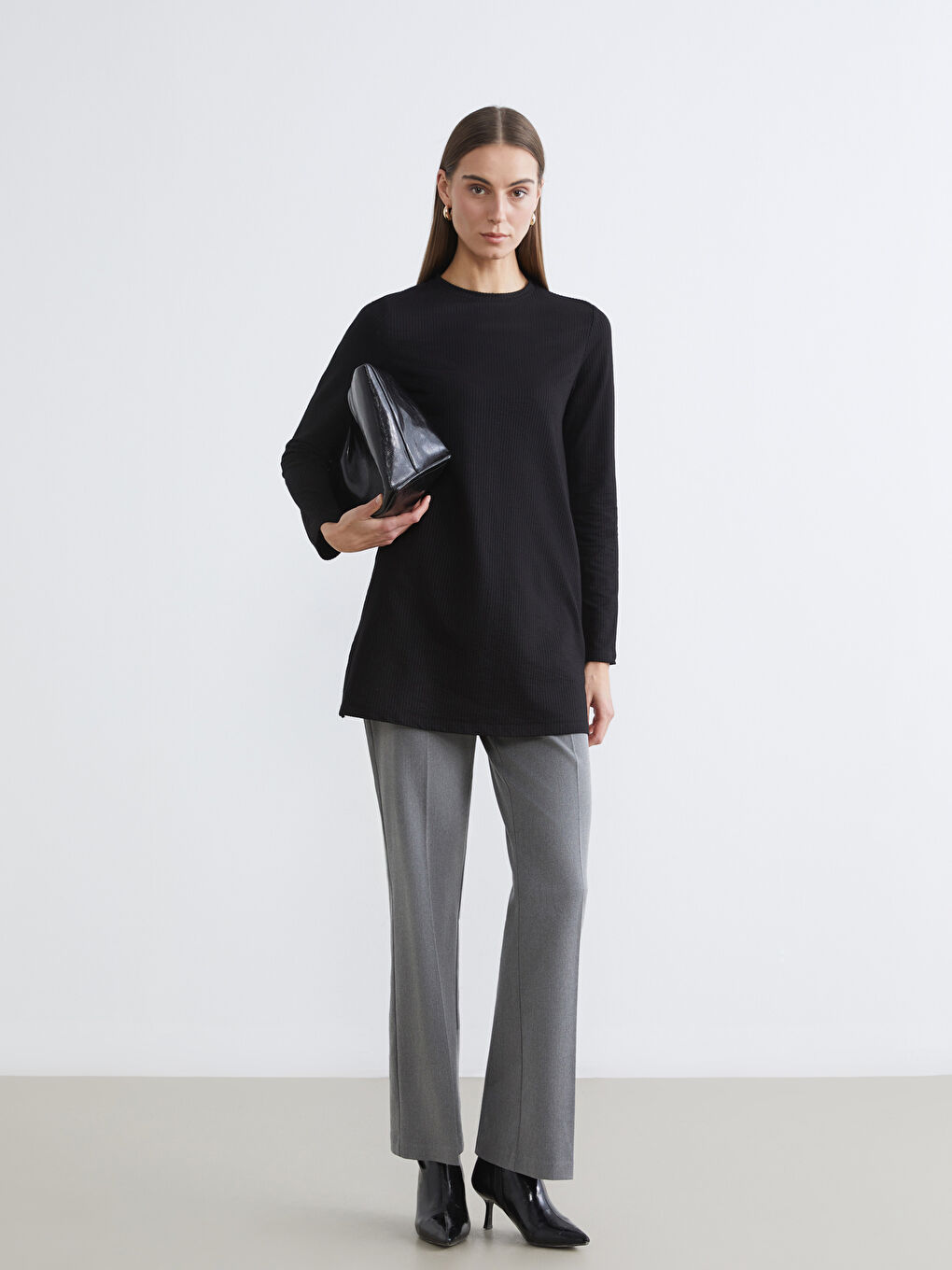 Siyah Bisiklet Yaka Fitilli Kadın Tunik-1