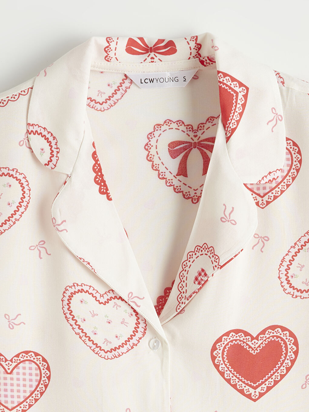 Ekru Gömlek Yaka Kalp Baskılı Kadın Pijama Takımı-6