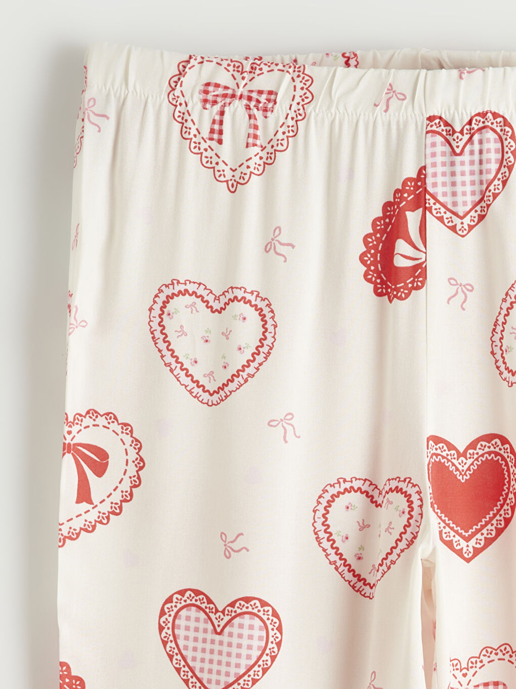 Ekru Gömlek Yaka Kalp Baskılı Kadın Pijama Takımı-8