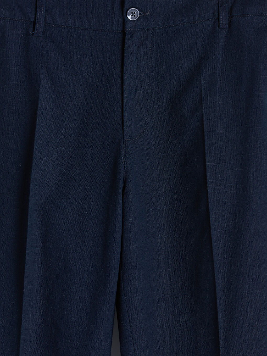 Regular Fit Linen-Look Men's Pleated Trousers-4
