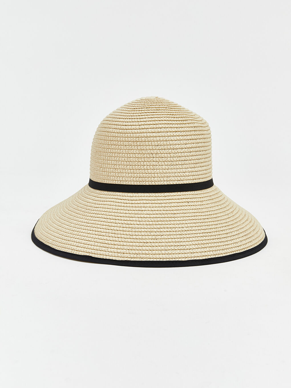 Жена Бежово Сламена шапка