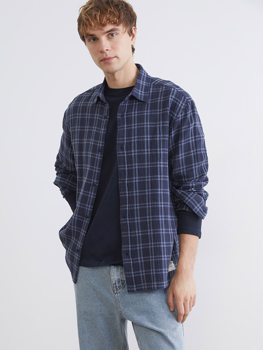 Тұрақты пішім торлы ерлер жейдесі