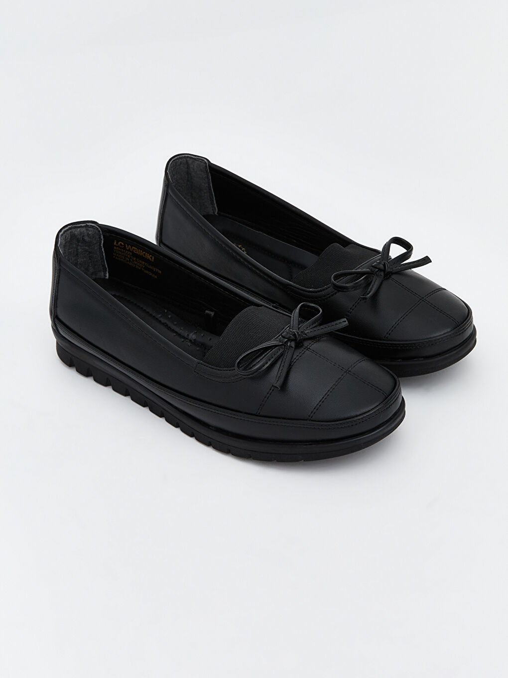 Siyah Fiyonk Görünümlü Kadın Babet