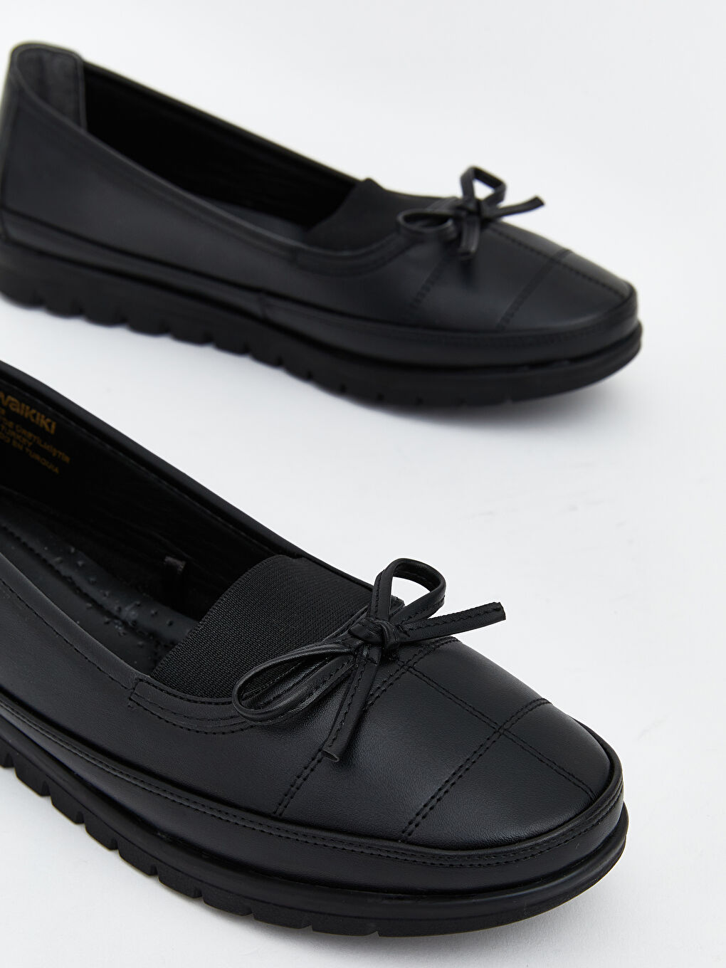 Siyah Fiyonk Görünümlü Kadın Babet-2