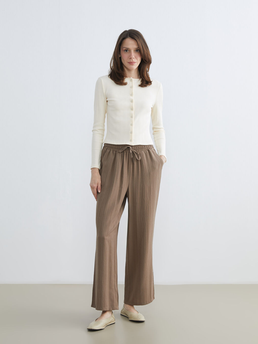 Kahverengi Beli Lastikli Dokulu Kadın Pantolon