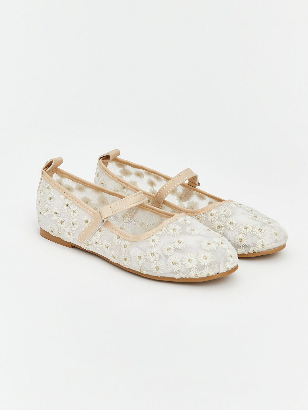 Ekru Çiçekli Kız Çocuk Babet