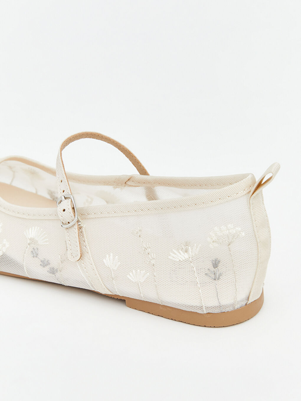 Ekru Kız Çocuk Nakışlı Babet-4