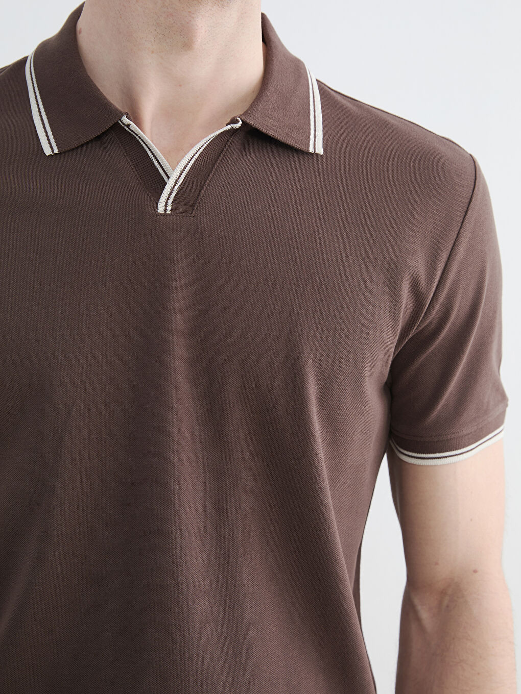Kahverengi Polo Yaka Pike Erkek Tişört-2