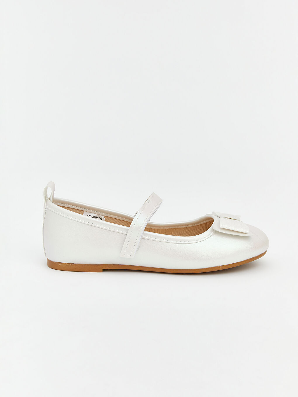 Ekru Deri Görünümlü Kız Çocuk Babet-1