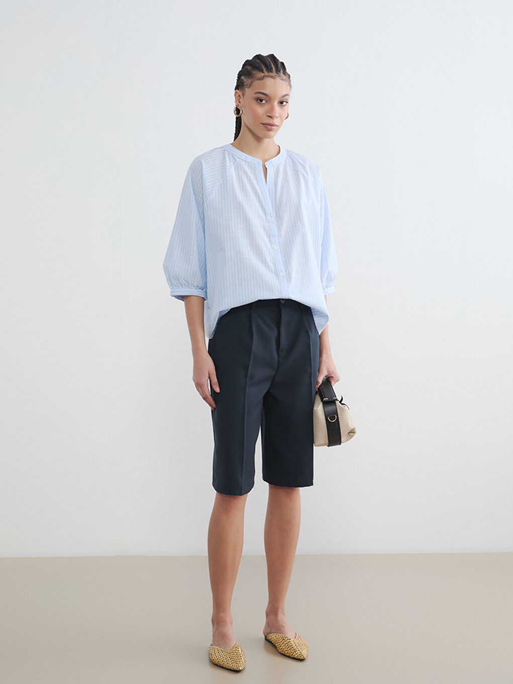 Μπλούζα Ριγέ με Λαιμόκοψη με Εγκοπή και Φουσκωτά Μανίκια-1