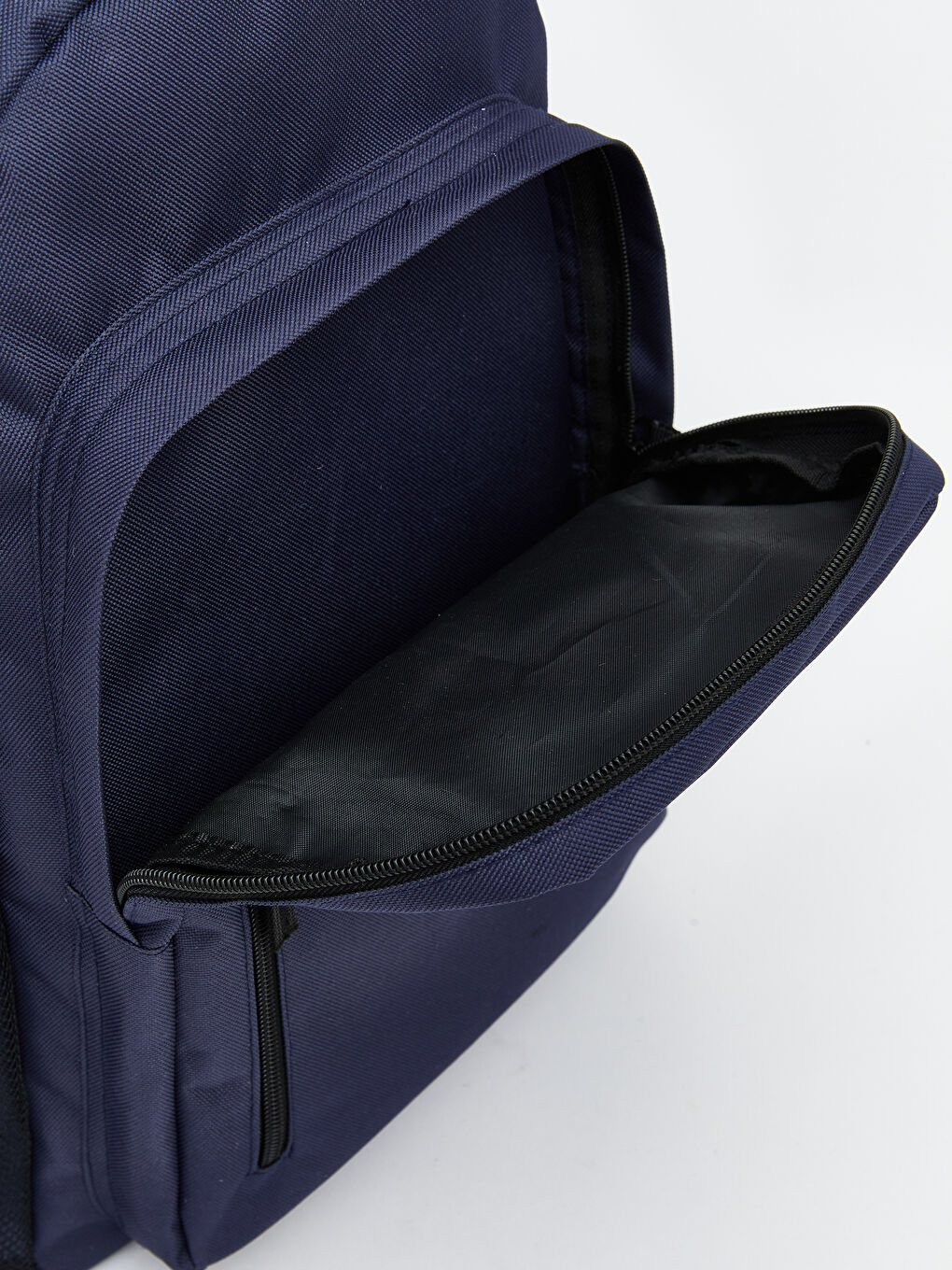 Multi-Compartment Men's Backpack-3