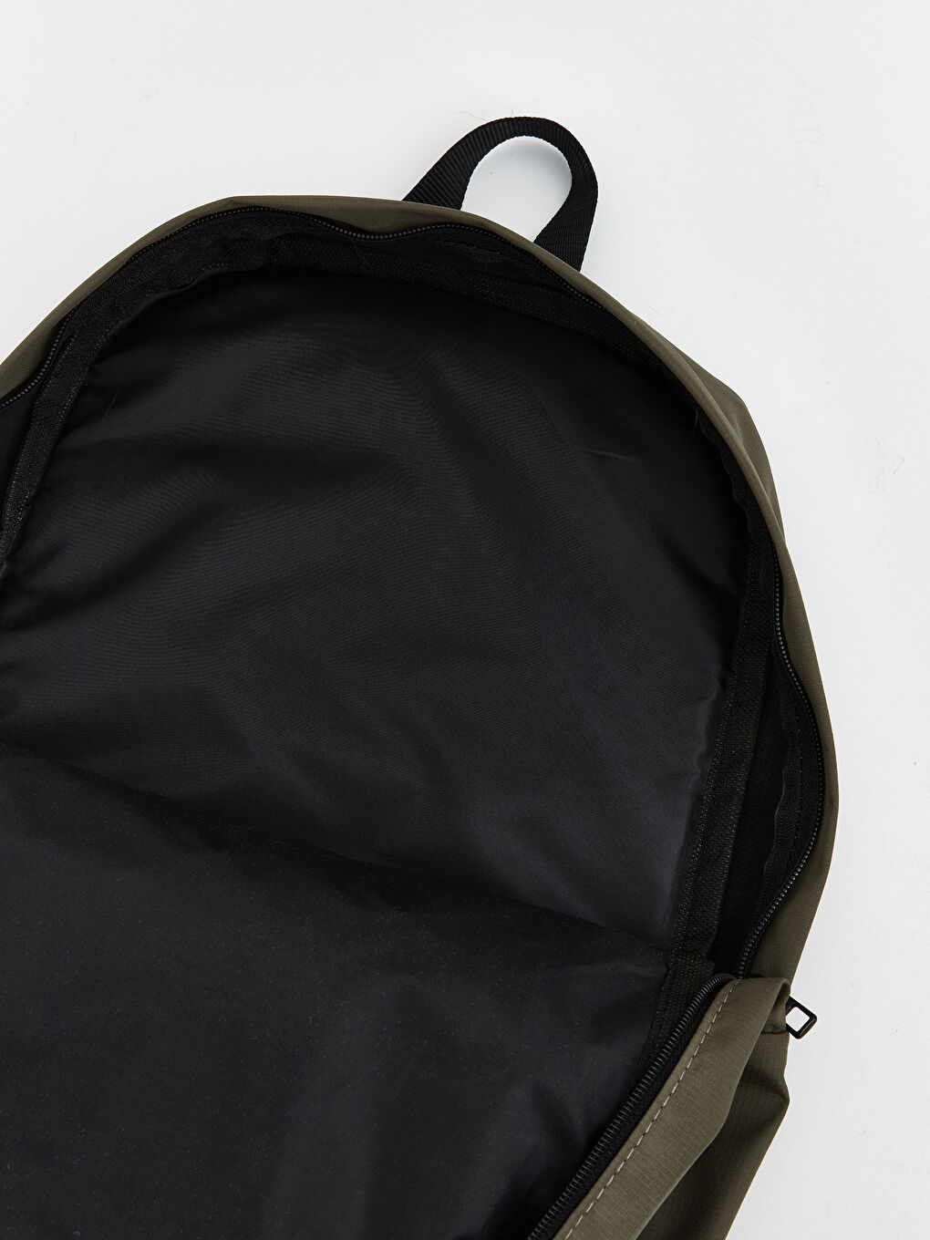 Haki Fermuarlı Erkek Sırt Çantası-2