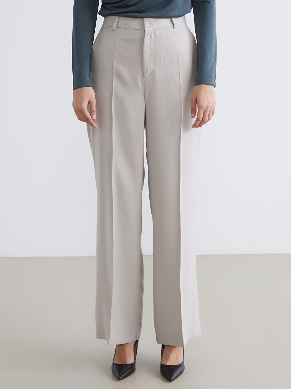 Pantalon BEIGE Femme-1