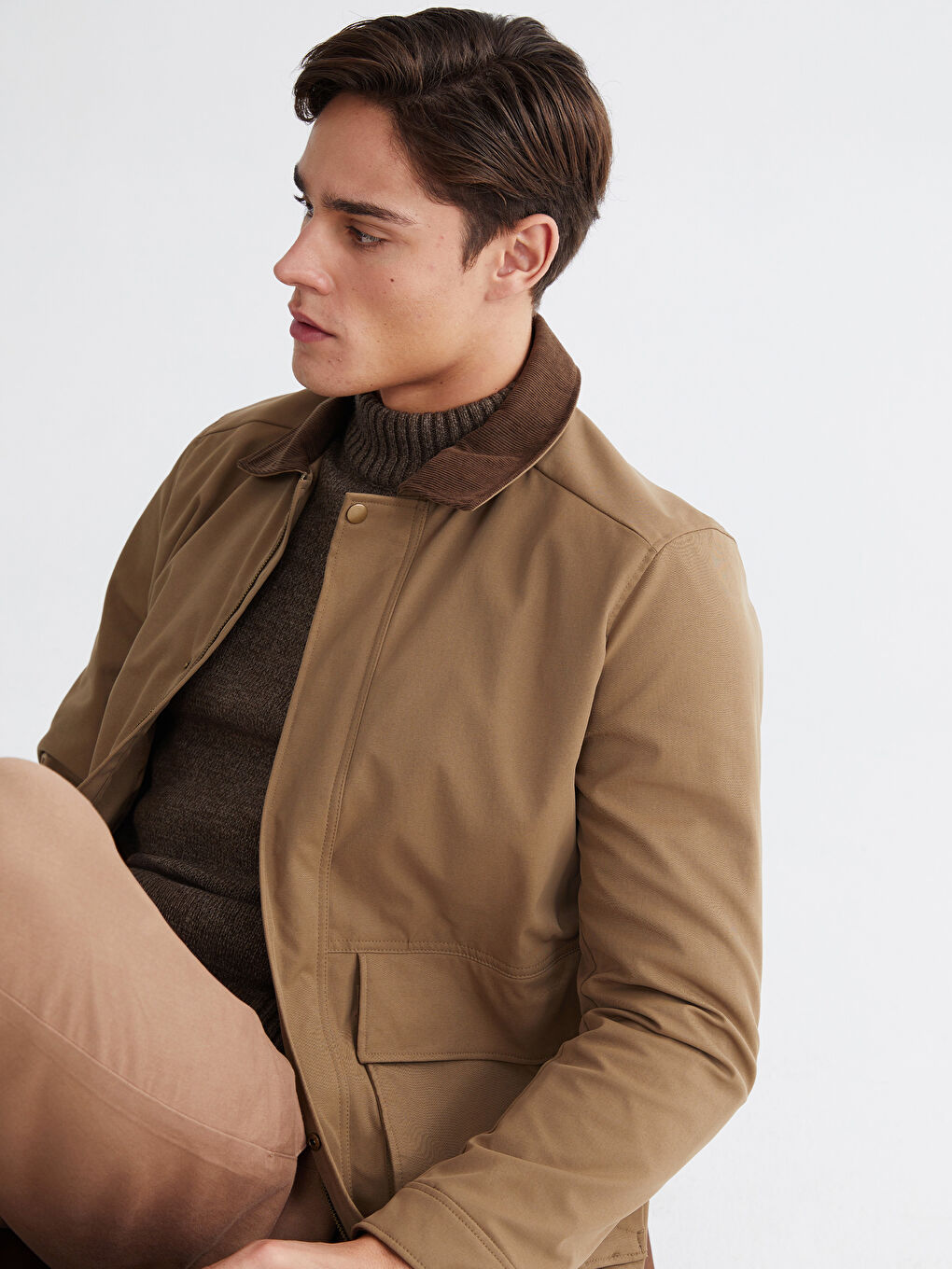 Kahverengi Regular Fit  Kadife Yaka Gabardin Erkek Mont